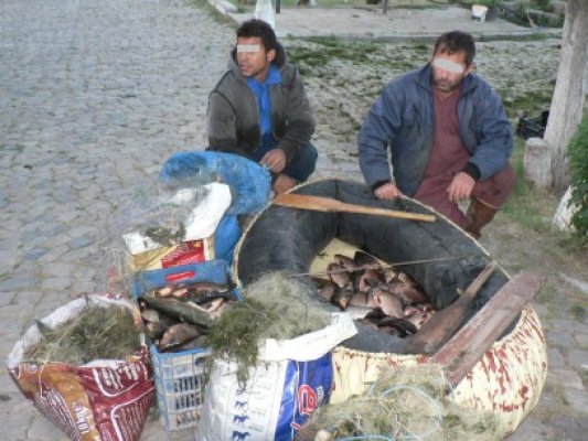 Doi pescari amatori au căzut în plasa jandarmilor